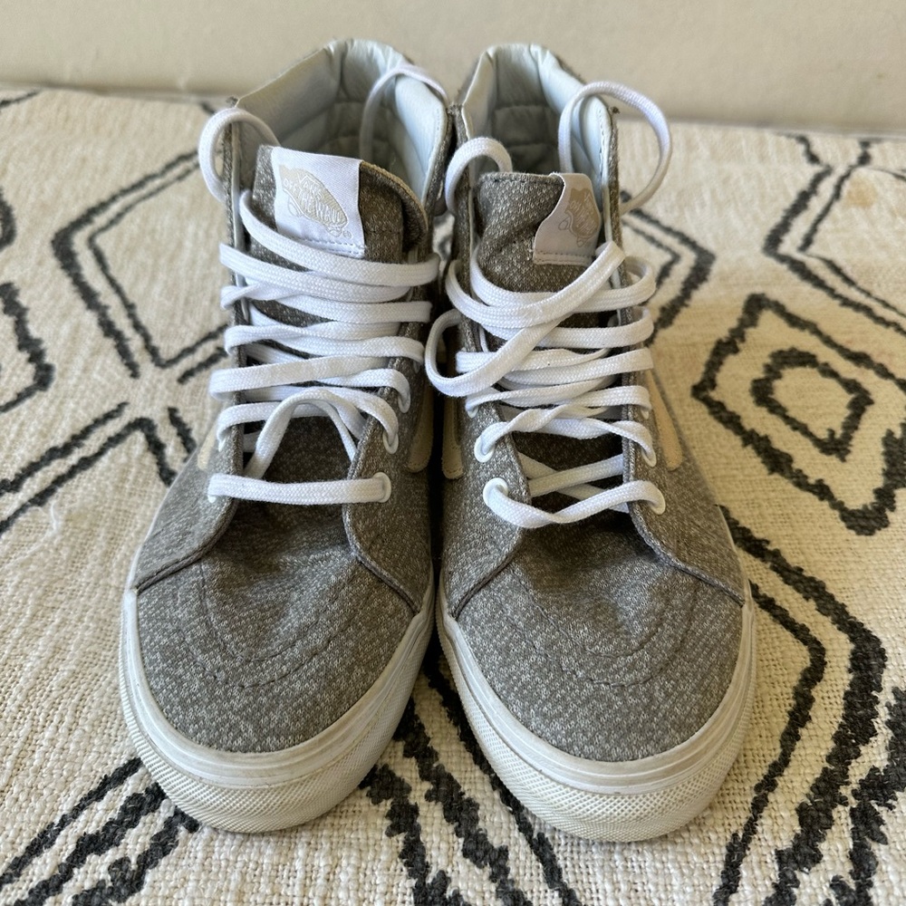 VANS SK8-HI Size 7.5 Women/6 Men